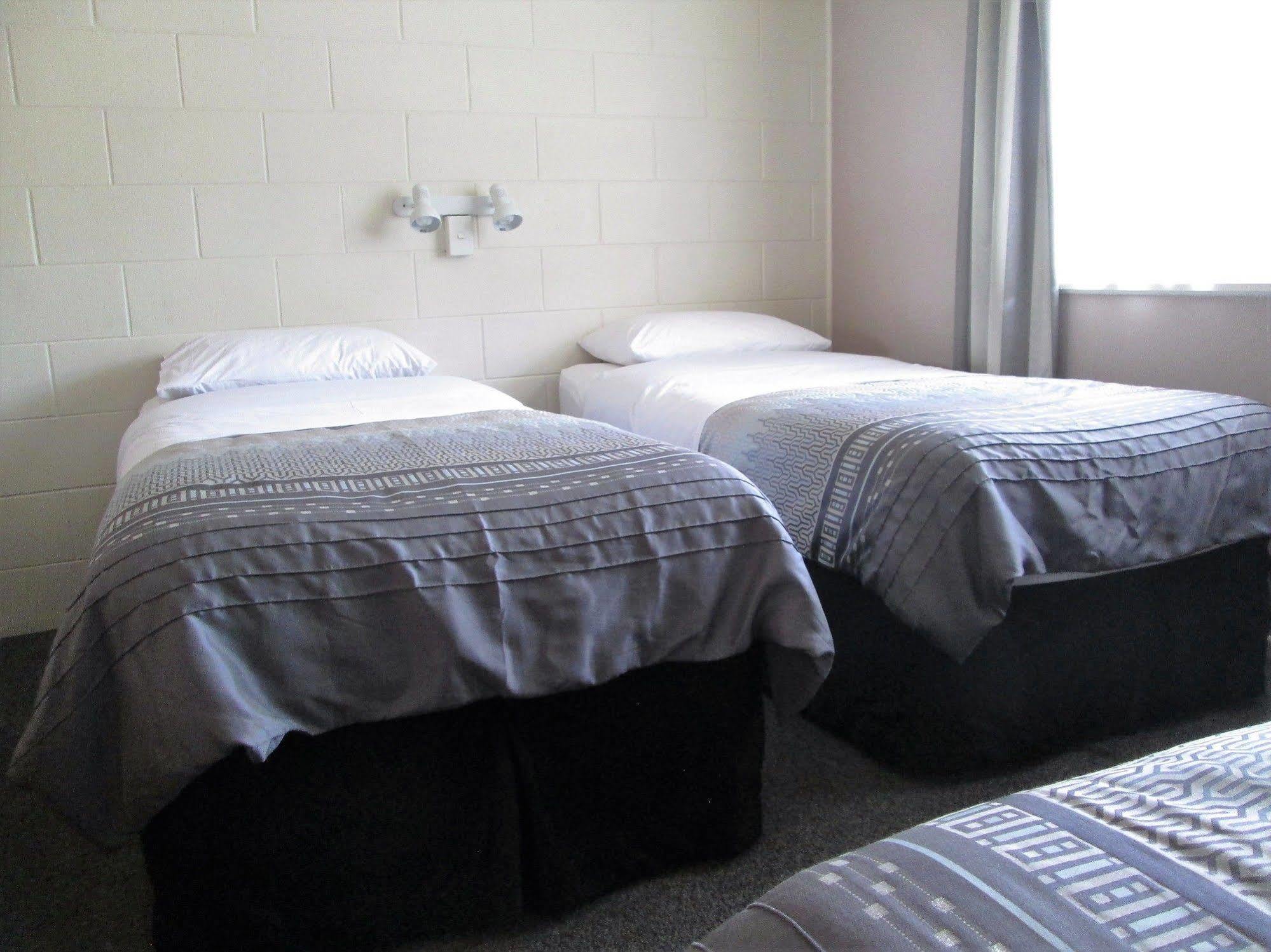 Colonial Motel 파파쿠라 외부 사진